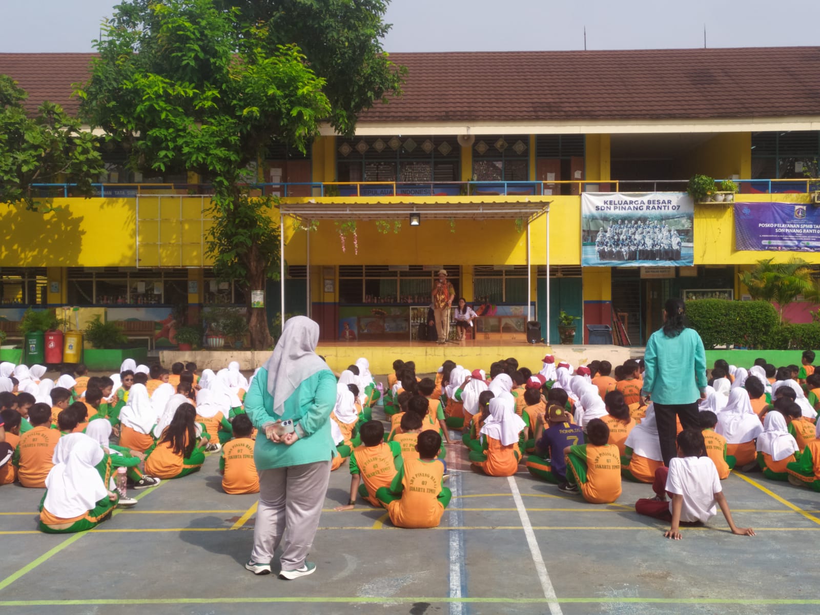 Wisata LiterAsyik Ke SDN Pinang Ranti 07